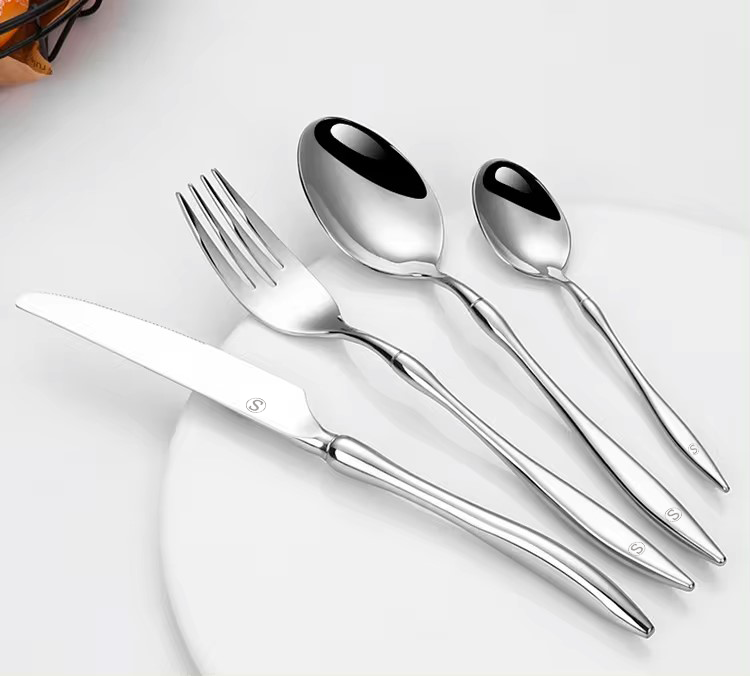 Soshida 18/10 Royal Cutlery Set